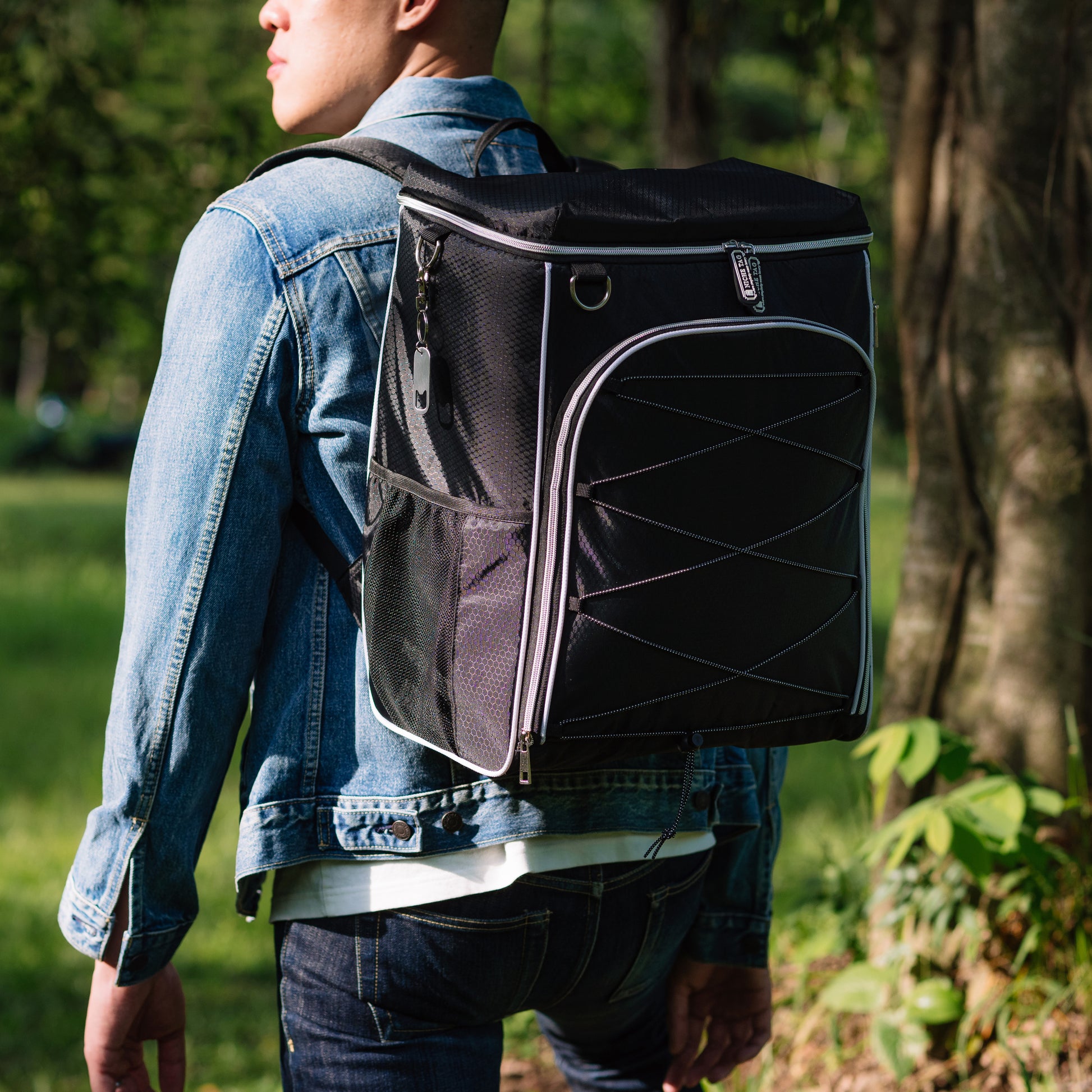 Insulated Cooler Backpack with Wine Purse🎒🍷🍾 - NicheTag NicheTag Outdoor Recreation Insulated Cooler Backpack with Wine Purse🎒🍷🍾 NicheTag Niche Tag Outdoor Recreation Insulated Cooler Backpack with Wine Purse🎒🍷🍾